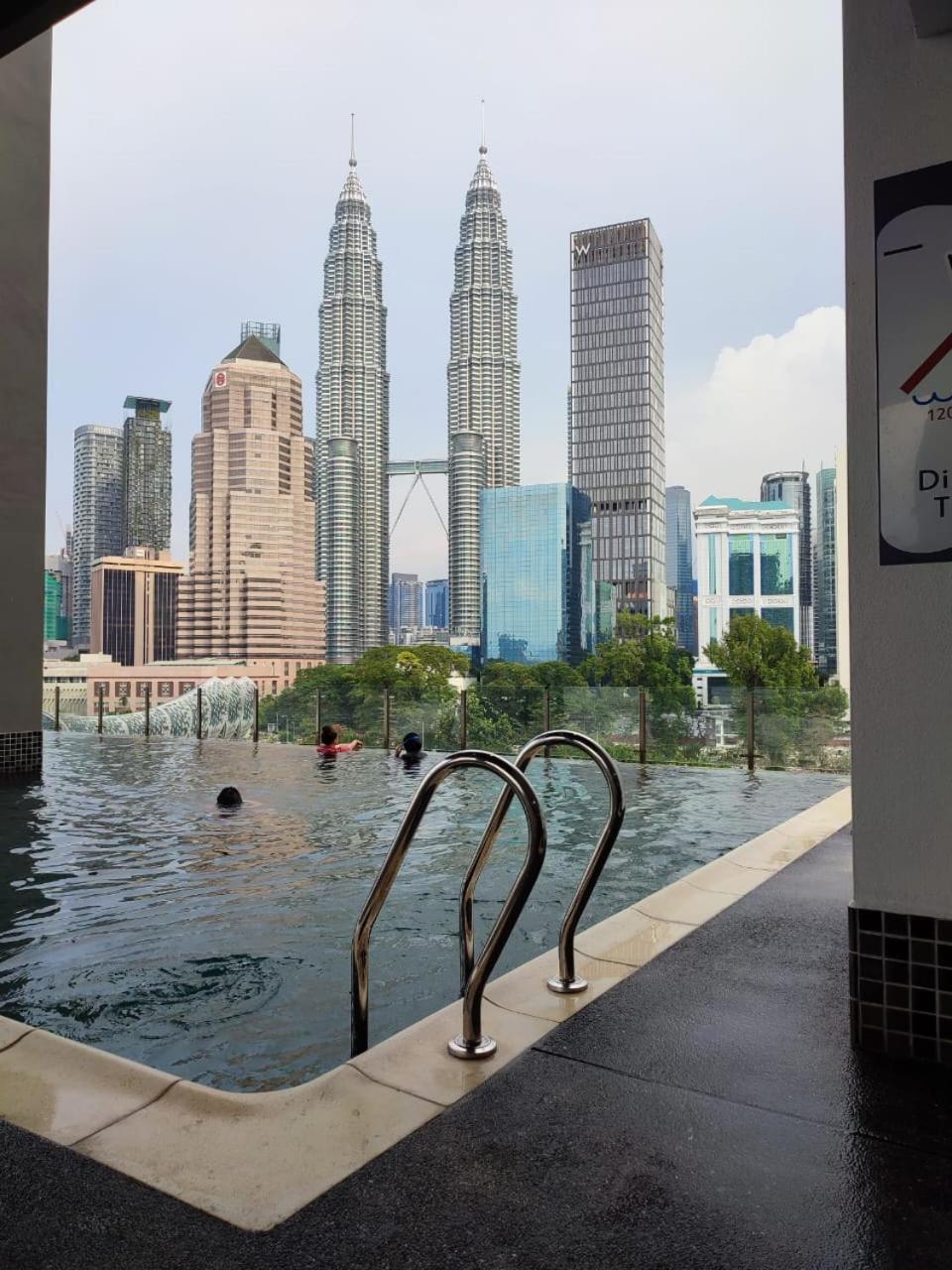 Sophia Klcc *
